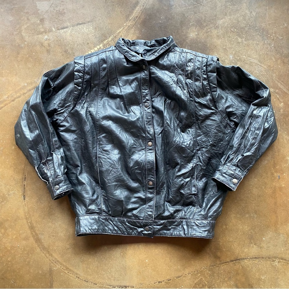 VTG 80s 90s Women's Black Boxy Distressed Faded Leather Jacket